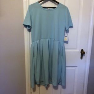 LuLaRoe NWT Amelia dress 3XL light blue steal!